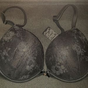 Victoria Secret Black lace bra sz 34 D